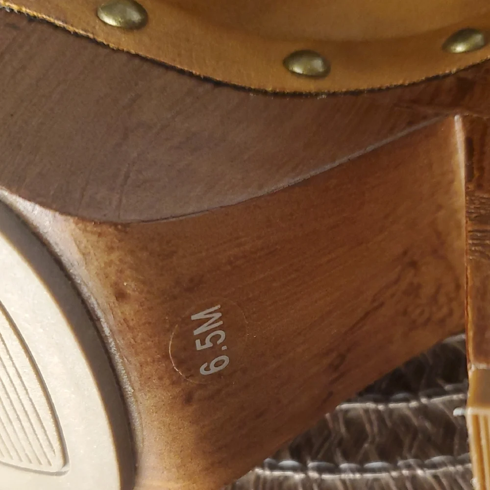 G by Guess Brown Platform Mules with Buckle - Picture 7 of 10